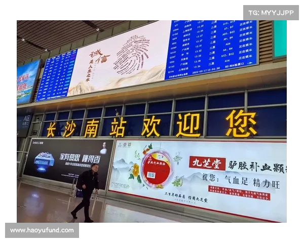 孔帕尼:虽然一切不完美,但这些年轻人拼尽全力跑动与战斗 孔帕尼:虽然一切不完美,但这些年轻人拼尽全力跑动与战斗